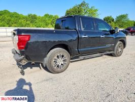 Nissan Titan 2020 5