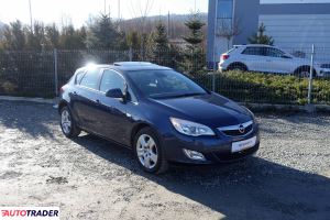 Opel Astra 2010 2.0 160 KM