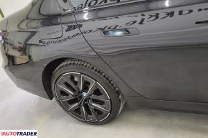 BMW 750 2022 3.0 286 KM