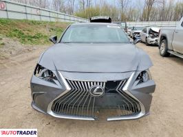 Lexus ES 2021 3