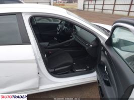 Hyundai Elantra 2025 1