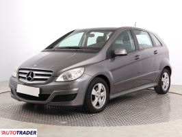 Mercedes B-klasa 2010 2.0 107 KM