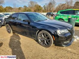 Chrysler 300C 2021 3