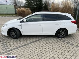 Toyota Auris 2014 1.8 99 KM