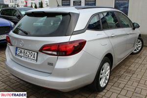 Opel Astra 2020 1.5 122 KM