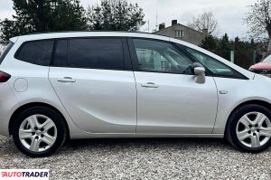 Opel Zafira 2015 1.4 140 KM