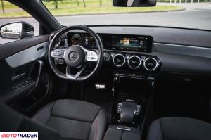 Mercedes Pozostałe 2022 1.3 134 KM