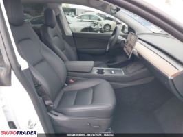 Tesla Model Y 2022 Tesla Model Y 2022