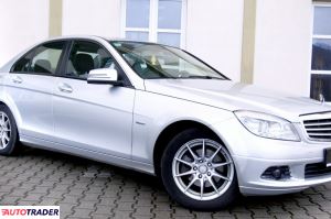 Mercedes C-klasa 2010 1.8 156 KM