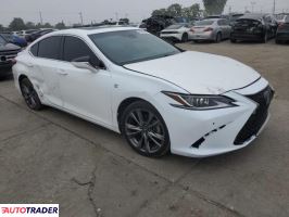 Lexus ES 2019 3