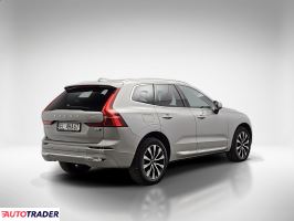 Volvo XC60 2023 2.0 235 KM