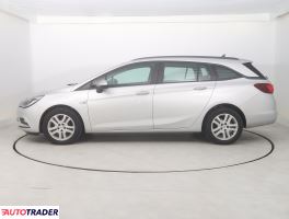 Opel Astra 2017 1.6 108 KM