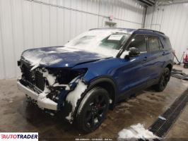 Ford Explorer 2022 3