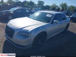 Chrysler 300C 2021 3
