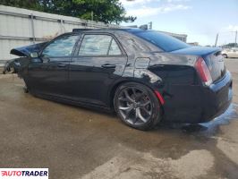 Chrysler 300C 2023 3