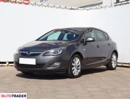 Opel Astra 2012 1.6 177 KM