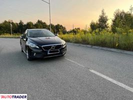 Volvo V40 Cross Country 2017 2.0 152 KM Volvo V40 Cross Country 2017 2.0 152 KM