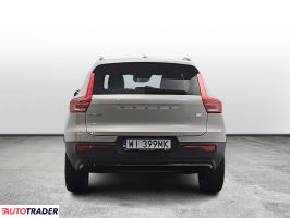 Volvo XC40 2022 1.5 180 KM
