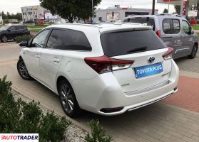 Toyota Auris 2016 1.8 136 KM Toyota Auris 2016 1.8 136 KM