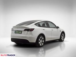 Tesla Model Y 2023 299 KM