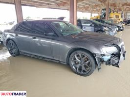 Chrysler 300C 2023 3