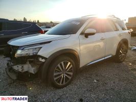 Nissan Pathfinder 2022 3