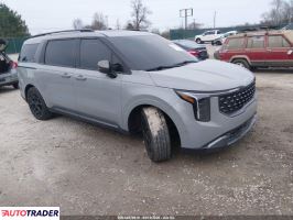 Kia Carnival 2025 3