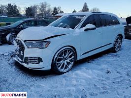 Audi Q7 2021 3