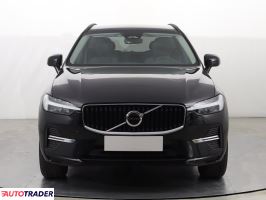 Volvo XC60 2022 2.0 194 KM