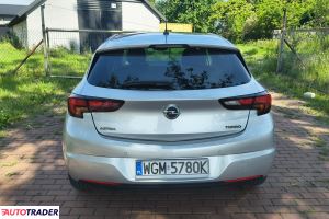 Opel Astra 2017 1.4 125 KM