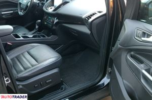 Ford Escape 2018 2.0 242 KM