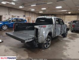 Toyota Tacoma 2019 3