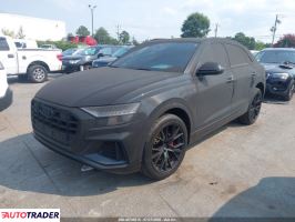 Audi Q8 2021 3