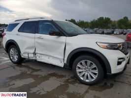 Ford Explorer 2022 3