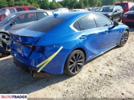 Lexus IS 2022 3