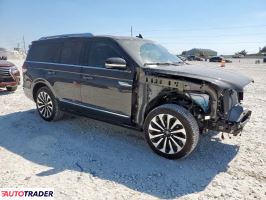 Lincoln Navigator 2024 3 Lincoln Navigator 2024 3