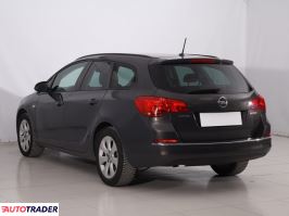 Opel Astra 2015 1.6 108 KM