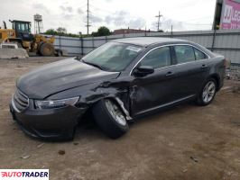 Ford Taurus 2019 3