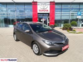 Toyota Auris 2016 1.6 132 KM Toyota Auris 2016 1.6 132 KM
