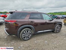 Nissan Pathfinder 2022 3