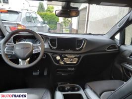 Chrysler Pacifica 2025 3.6 291 KM