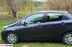 Toyota Yaris 2014 1.3 99 KM