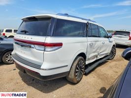 Lincoln Navigator 2022 3