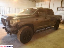 Toyota Tundra 2021 5