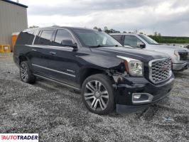 GMC Yukon 2019 6