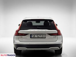 Volvo V90 2023 2.0 235 KM