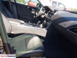Jaguar XE 2020 2 Jaguar XE 2020 2