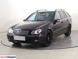 Mercedes C-klasa 2006 2.1 147 KM