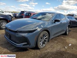 Toyota Crown - zobacz ofertę Toyota Crown - zobacz ofertę