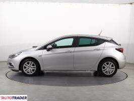 Opel Astra 2016 1.4 123 KM